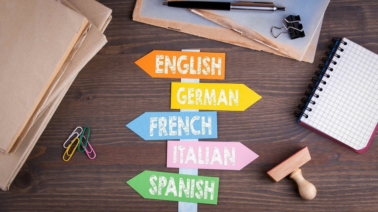 The Advantages of Learning Multiple Languages Simultaneously